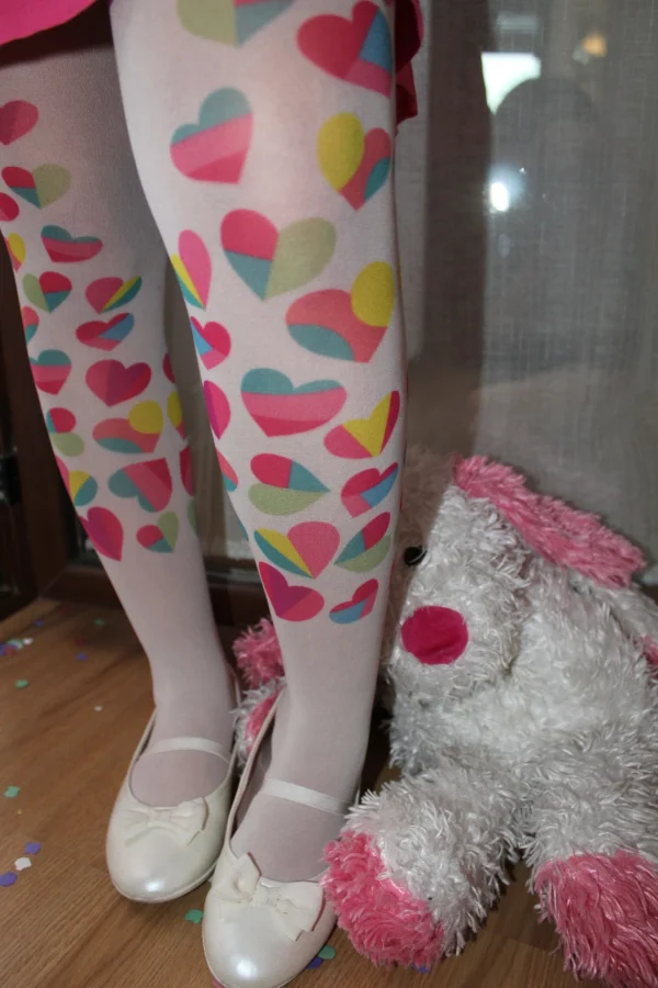 Pantimedias: lluvia de corazones - Imagen 4