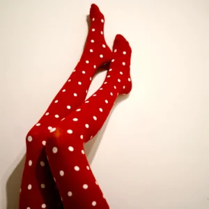 Pantimedias: Rojas con lunares blancos