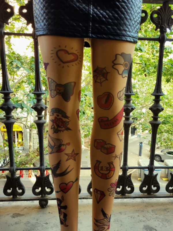Pantimedias: Tatuajes retro - Imagen 7