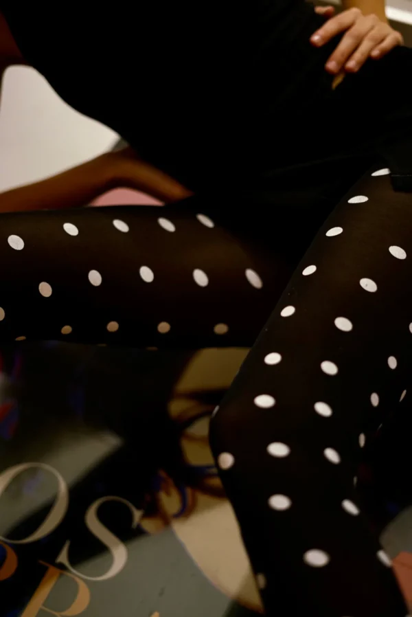 Pantimedias: negras con lunares estampados - Imagen 6