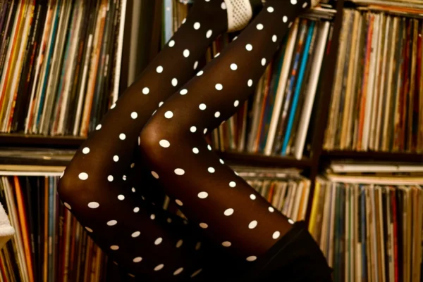 Pantimedias: negras con lunares estampados - Imagen 5