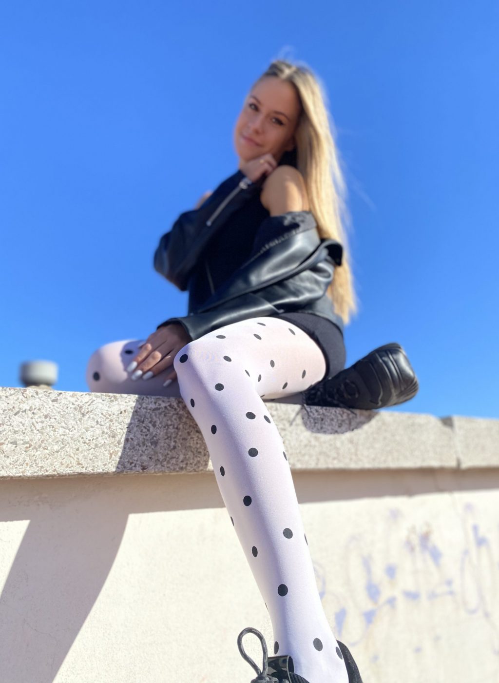 Copia de blanca con lunares