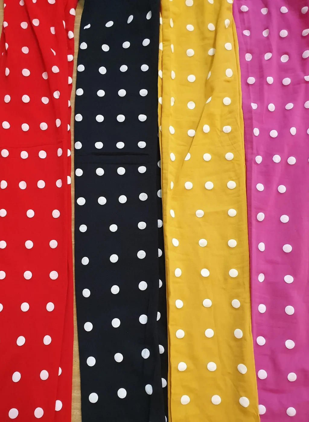 Fuchsia pantyhose white polka dot7