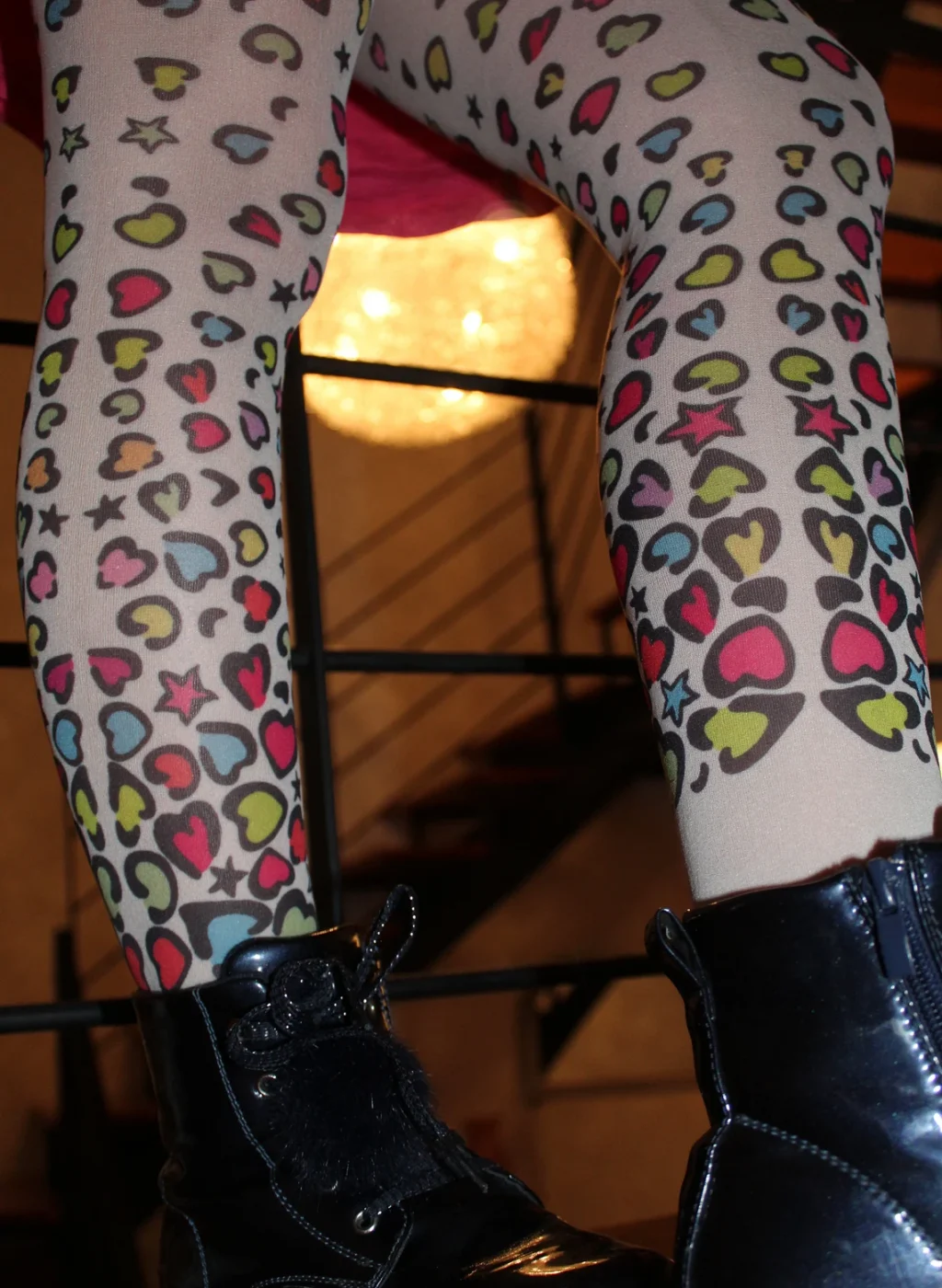 Medias infantiles con estampado de corazones multicolor | Kids pantyhose with colorful heart print