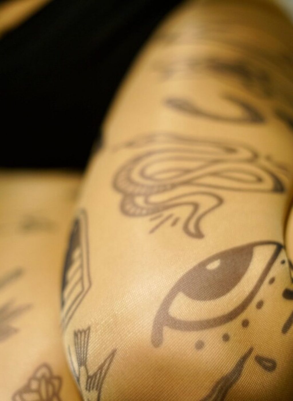 old school tattoo pantyhose (2)