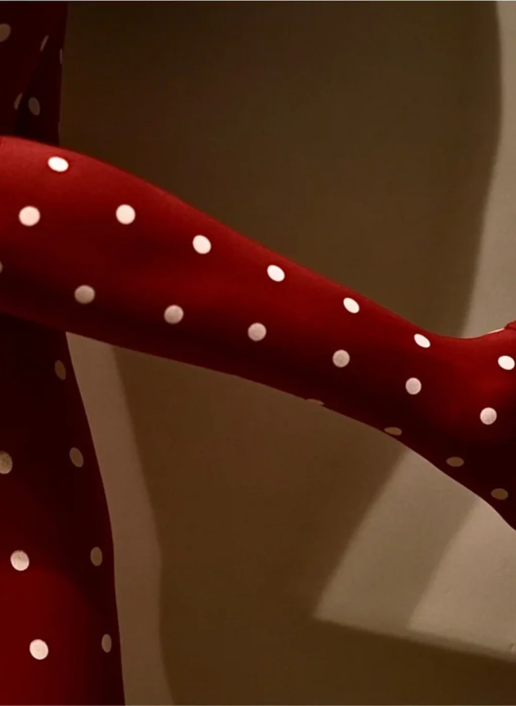 pantyhose red dots2