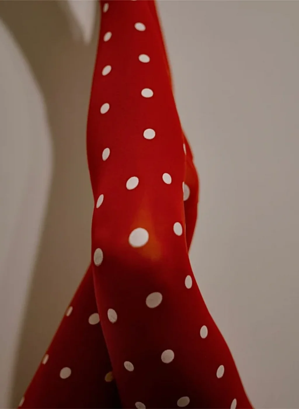pantyhose red dots9